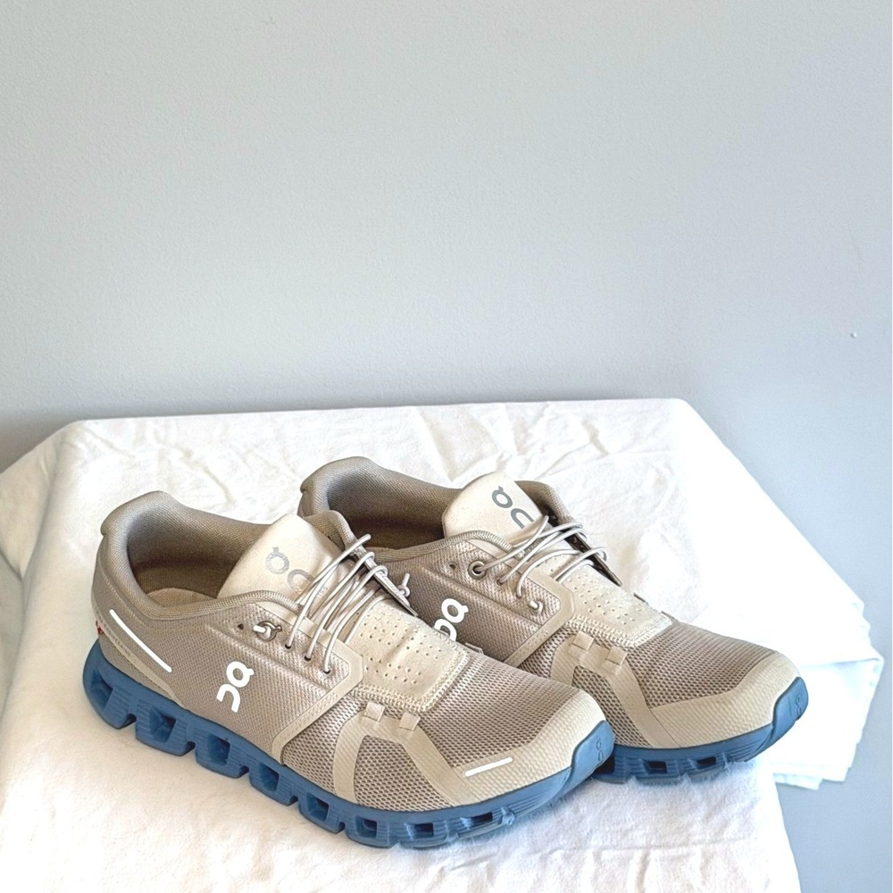 On Running Cloud 5 Sneakers Sand Storm Tan Blue 59.98019 Womens 10.5
